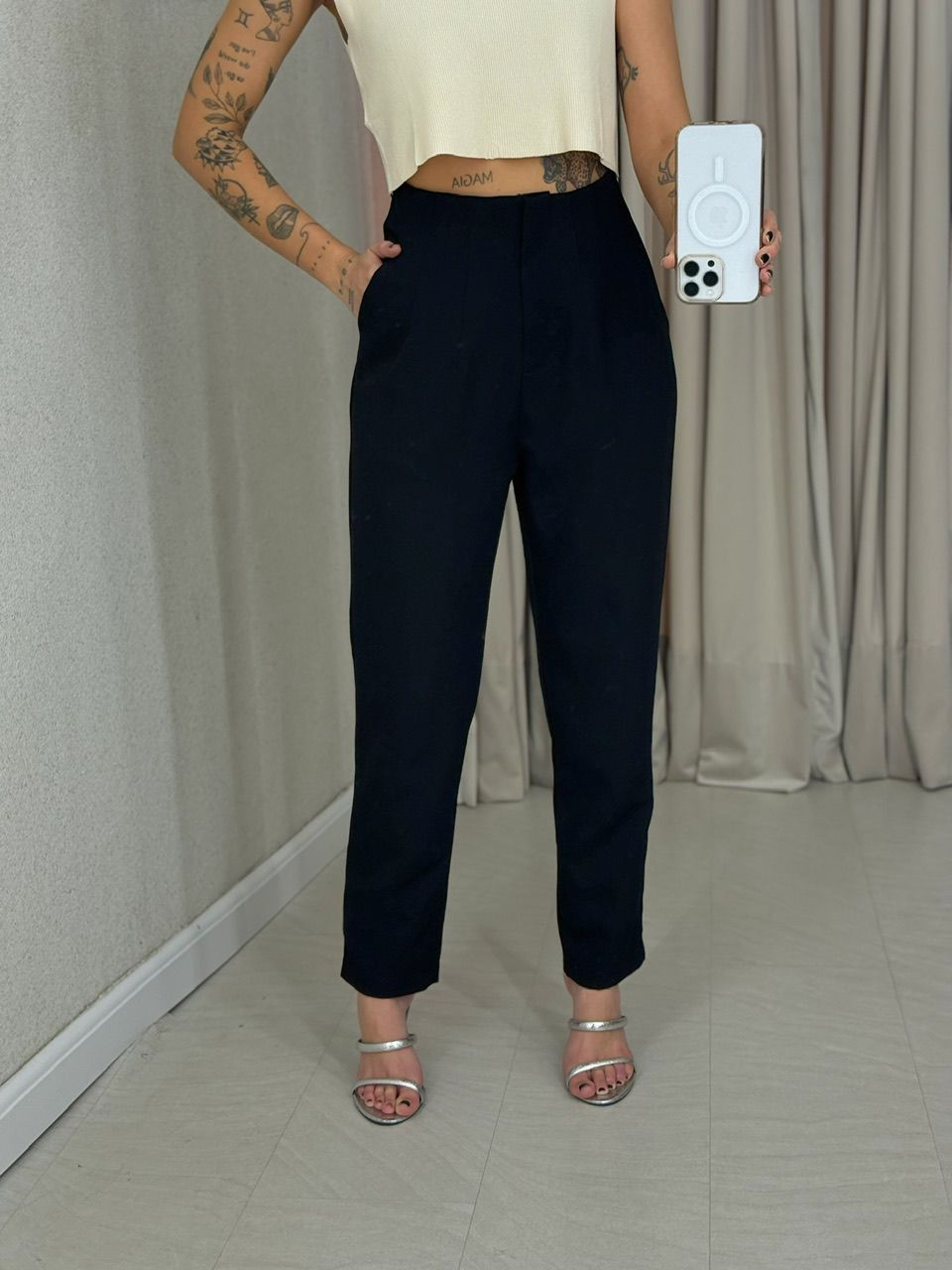 CALÇA AURORA ALFAIATARIA PRETA - 0065670033 - CAROLLA FERRARO
