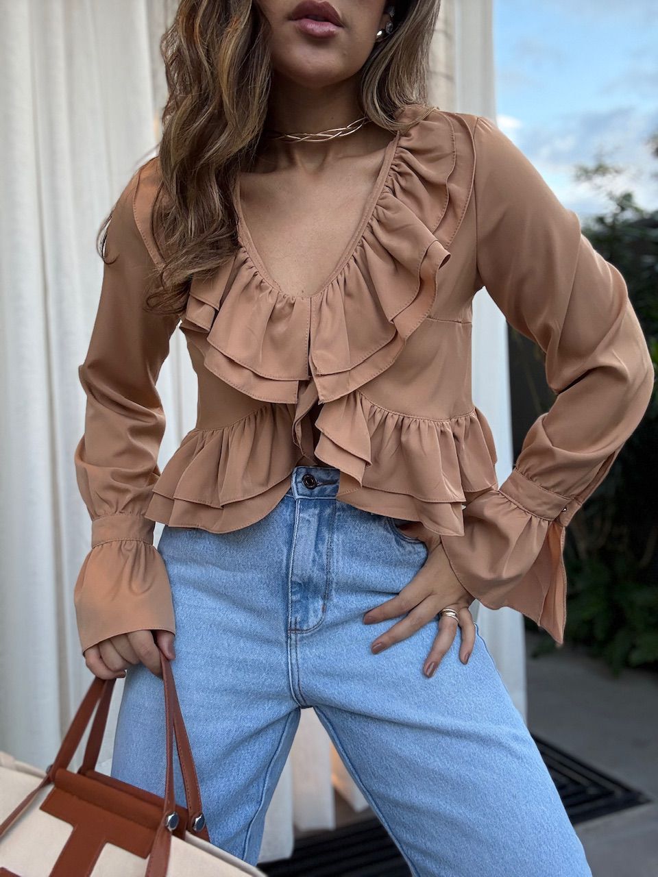 BLUSA JESSICA BABADOS NUDE