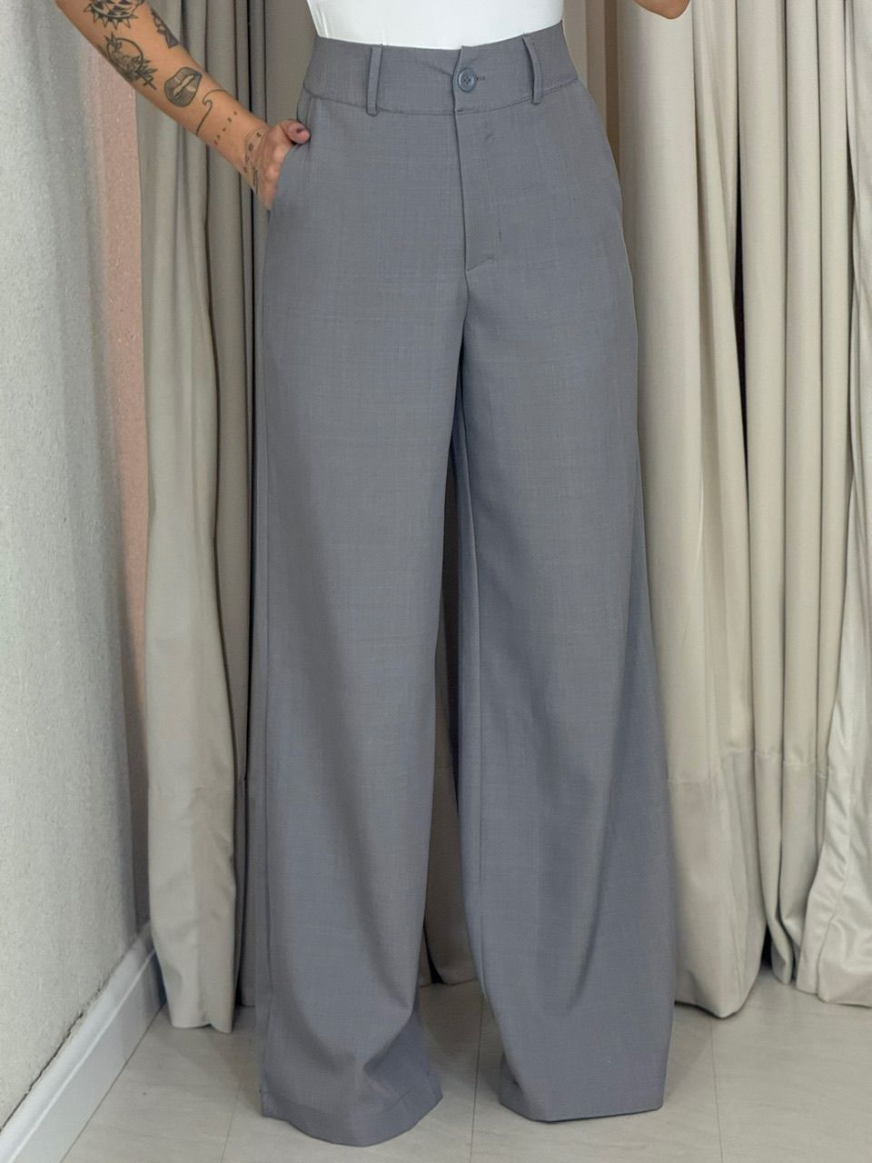 CALÇA EUNICE PANTALONA CINZA