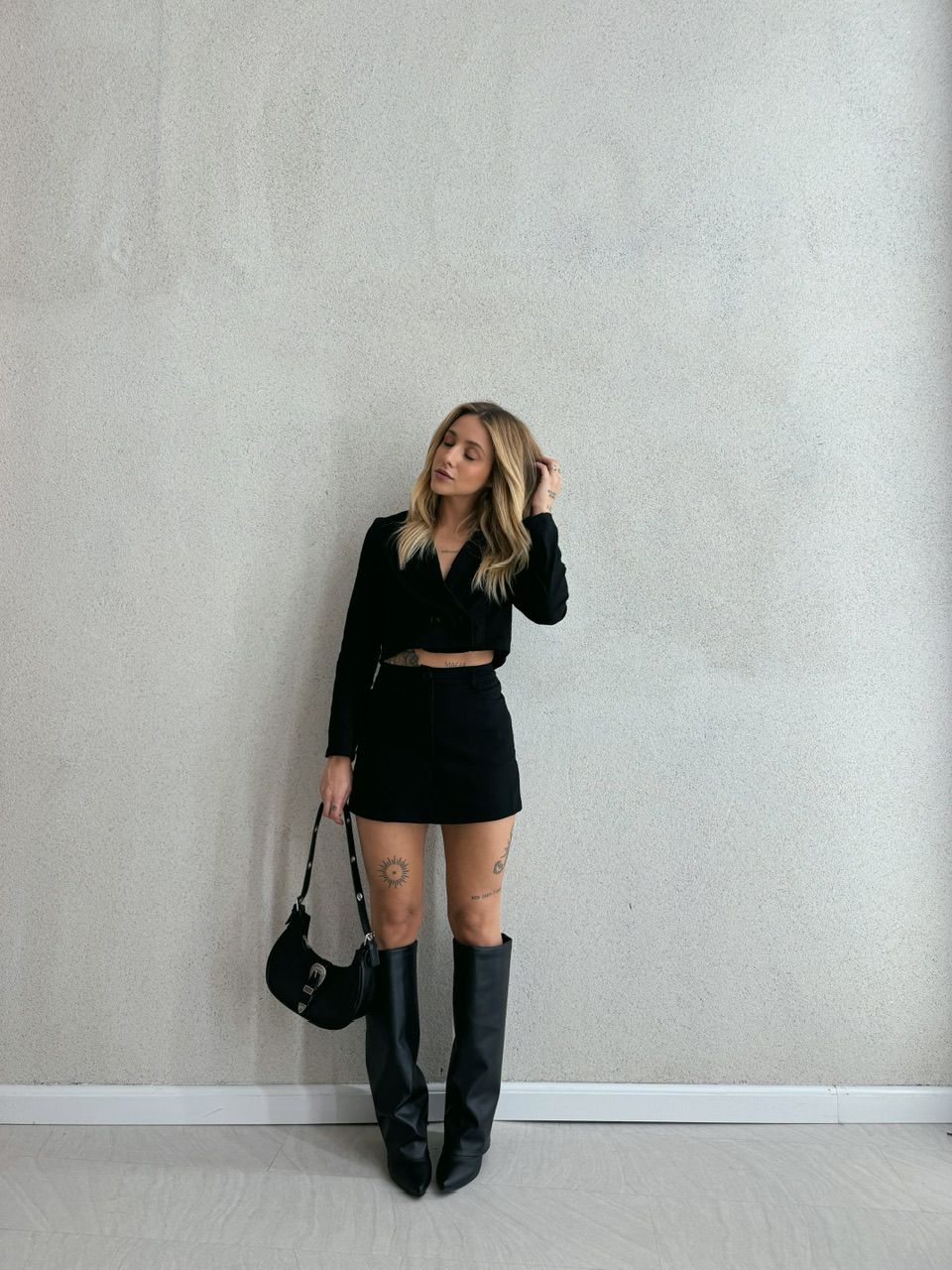 CONJUNTO JASMIM SHORT SAIA PRETO