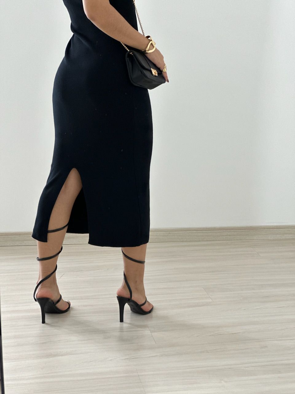 VESTIDO MUSCLE MIDI preto