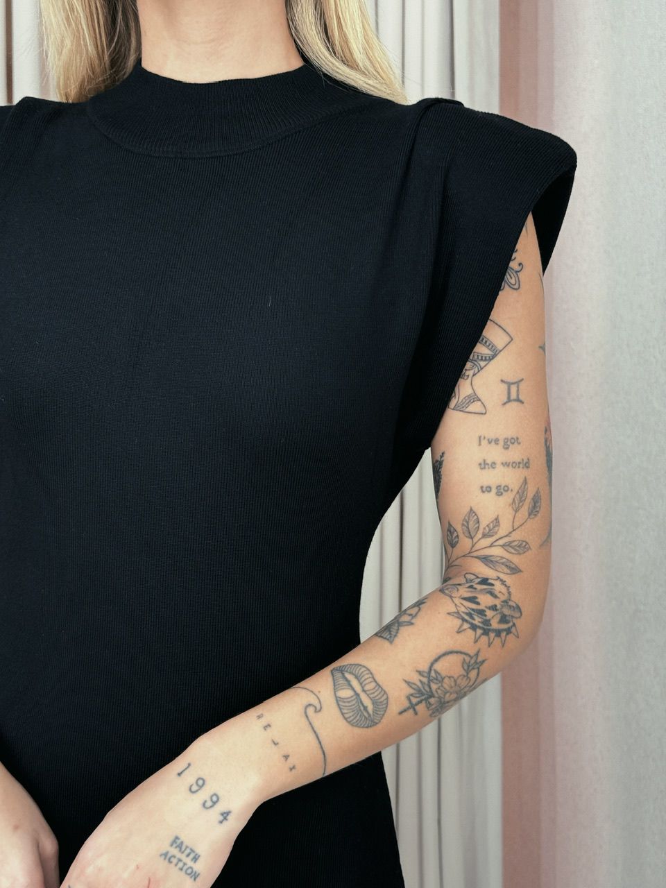 VESTIDO MUSCLE MIDI preto