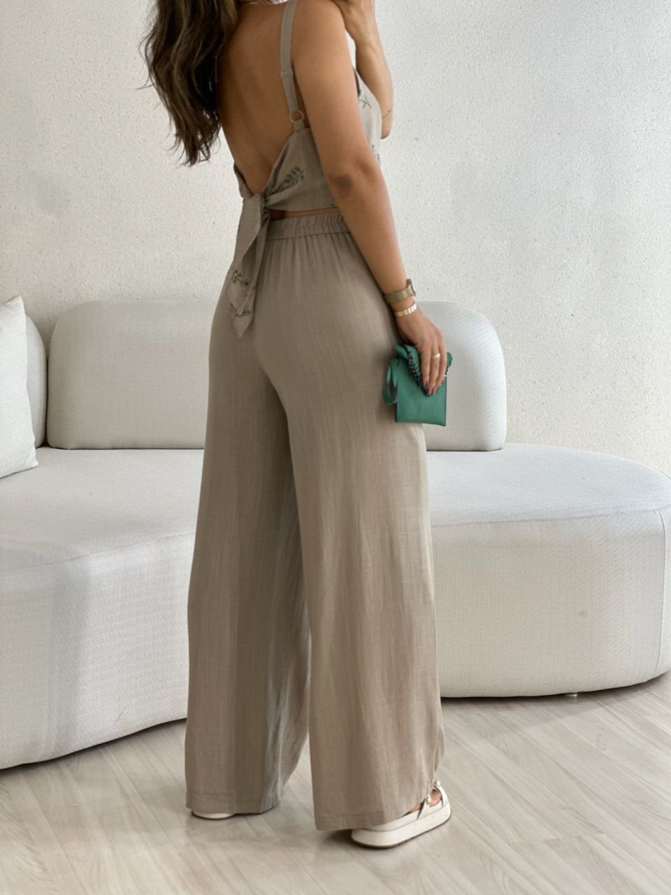 CONJUNTO FLOWERS CALÇA CAQUI