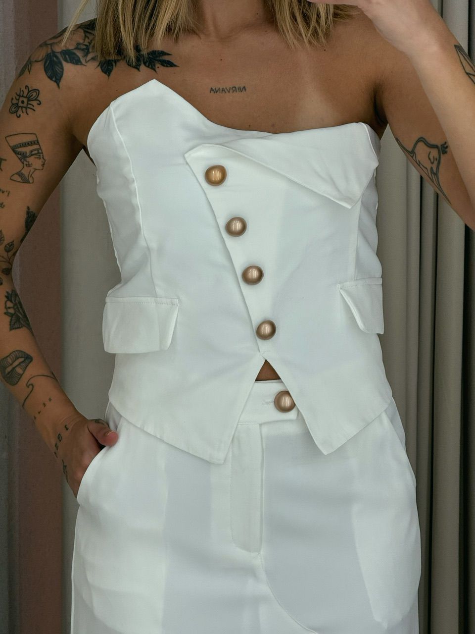 CONJUNTO POLIANE SAIA CROPPED OFF