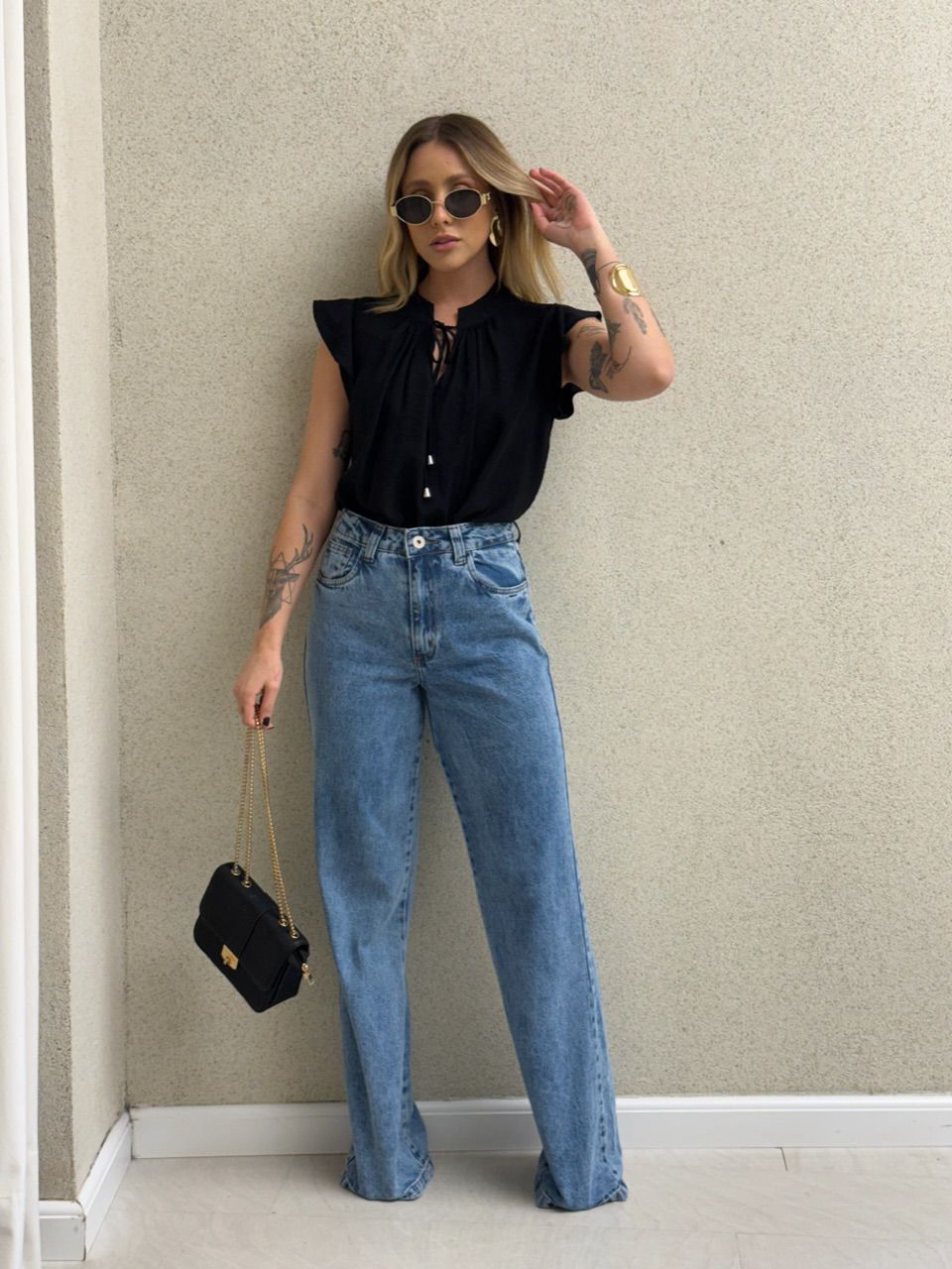 BLUSA IVY GOLA PRETA