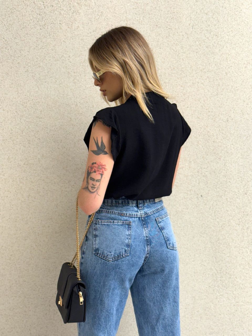 BLUSA IVY GOLA PRETA