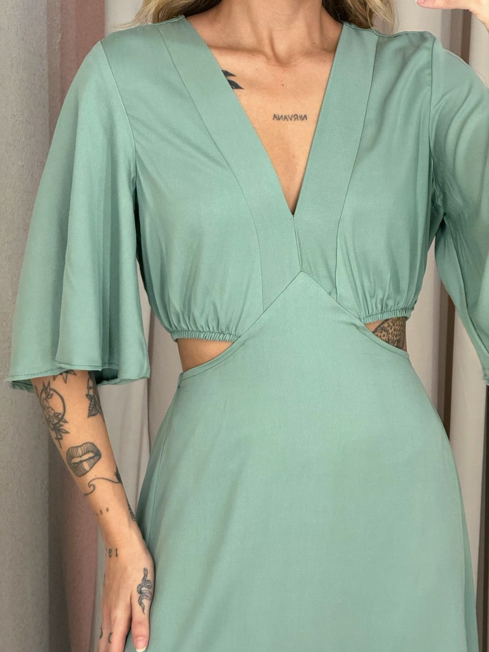 VESTIDO IPANEMA 04 MANGA VERDE