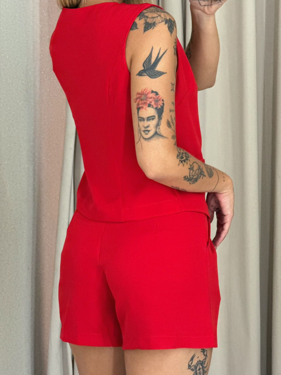 CONJUNTO KIRA Short vermelho