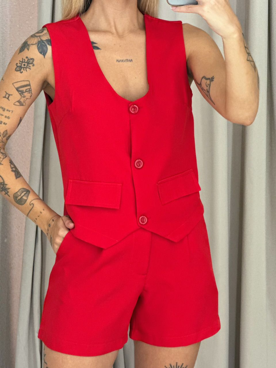 CONJUNTO KIRA Short vermelho