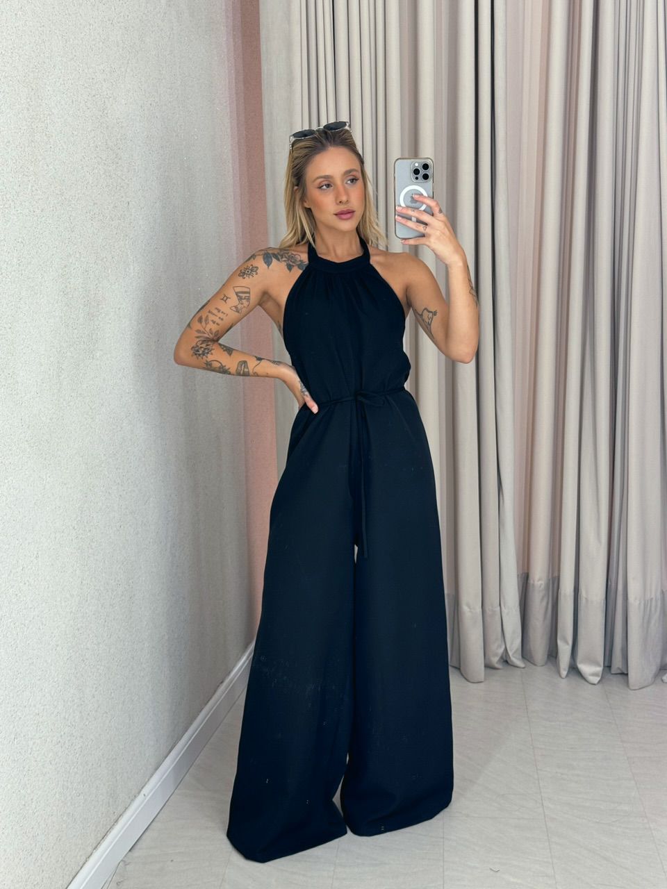 MACACÃO PIETRA FRENTE ÚNICA PRETO - 0059300032 - CAROLLA FERRARO