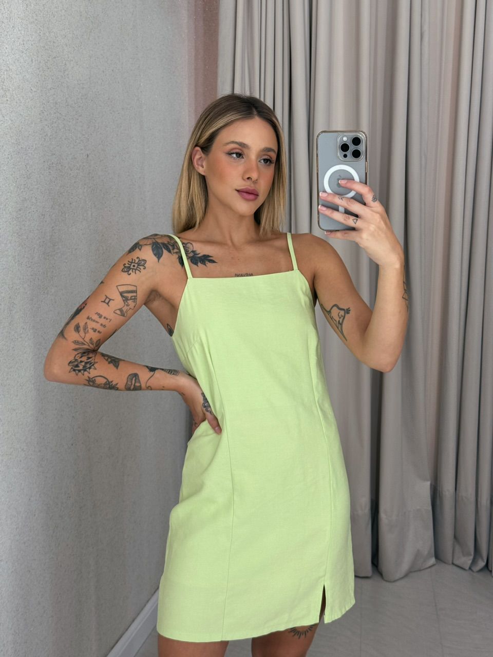 VESTIDO LEONORA CURTO VERDE