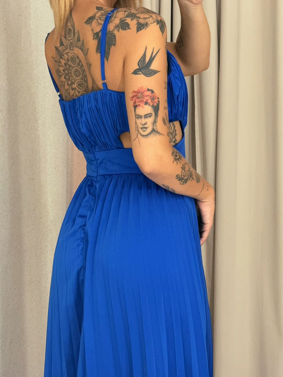 VESTIDO ZARA PLISSADO AZUL