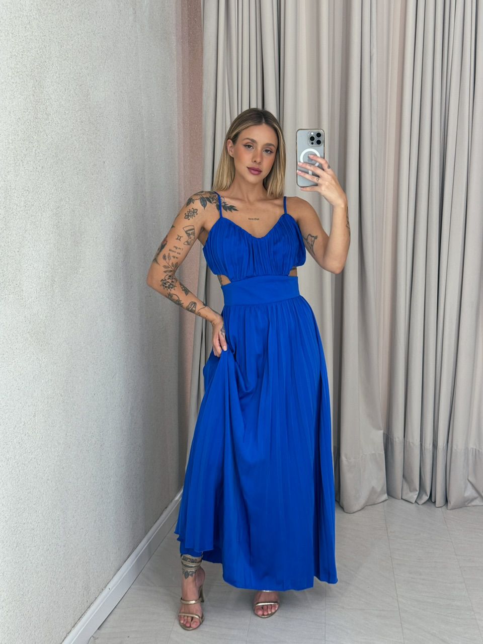 VESTIDO ZARA PLISSADO AZUL