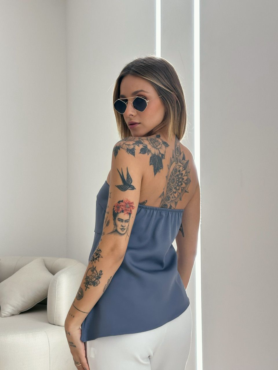 BLUSA TOMARA QUE CAIA CINZA