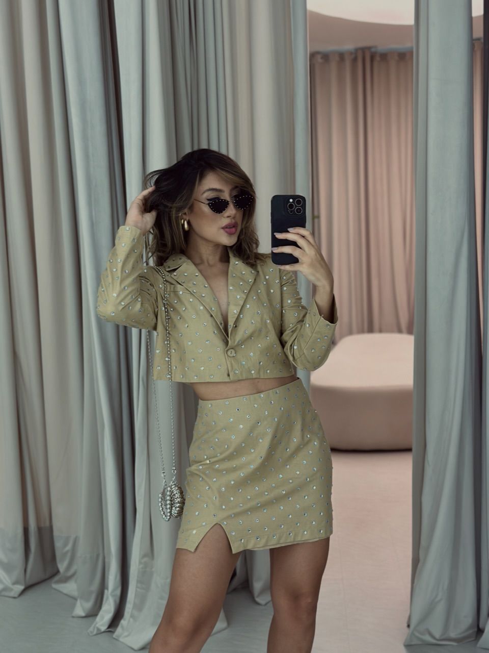 CONJUNTO BLAZER/SAIA BRILHO NUDE