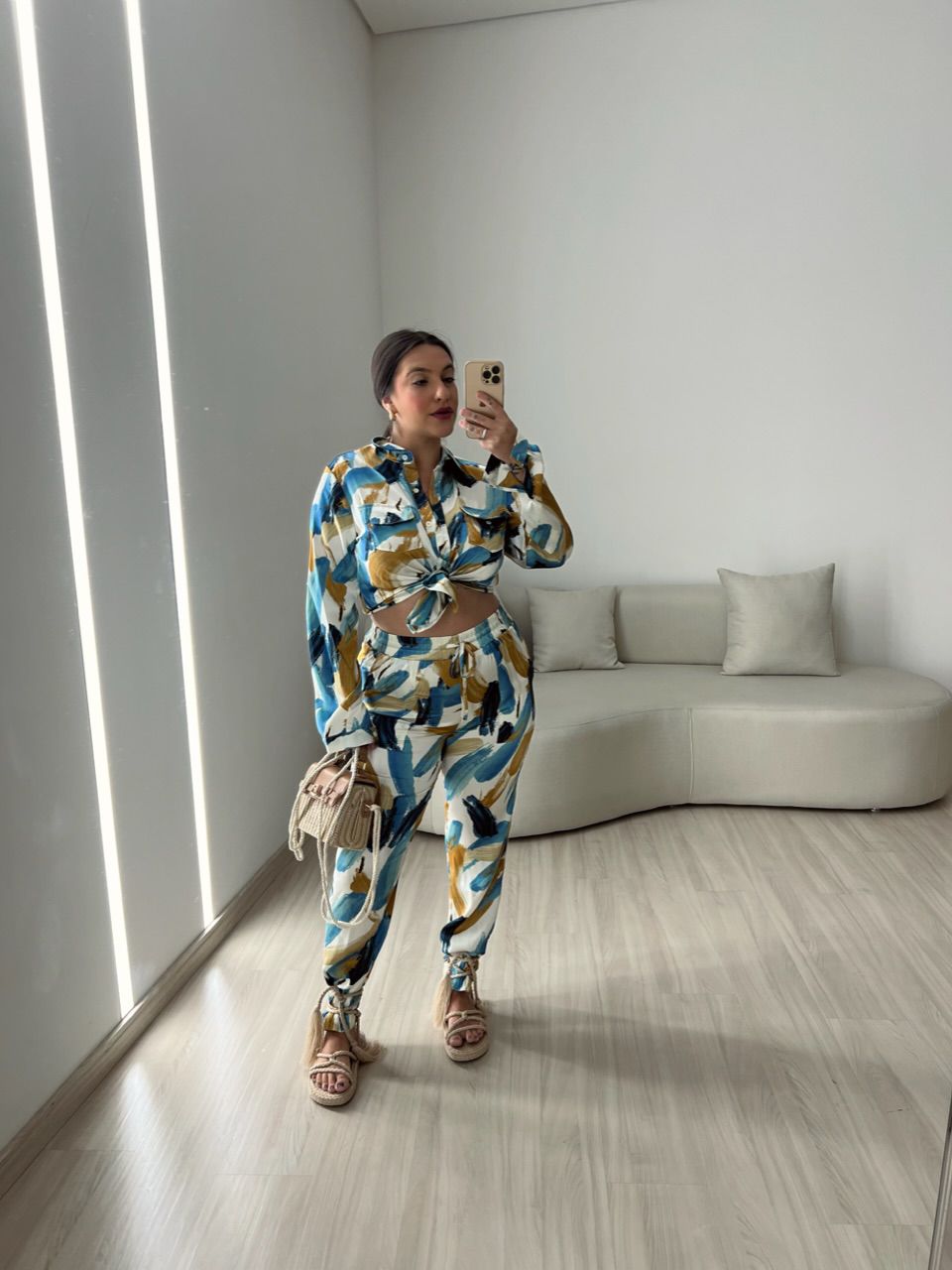 CALÇA JOGGER NINA ESTAMPADA AZUL CLARO
