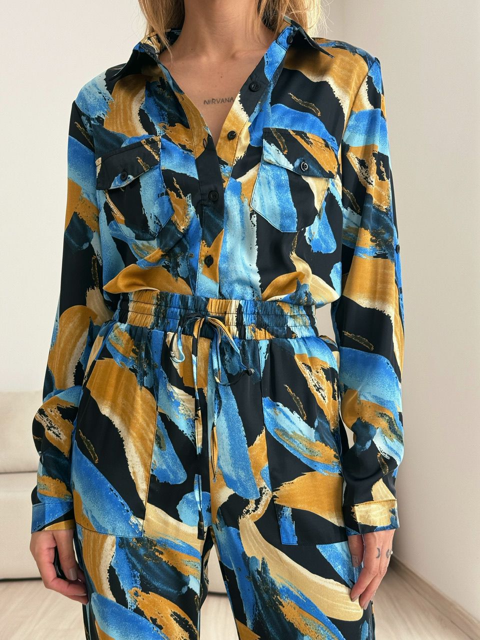 CAMISA RAQUEL ESTAMPADA PRETA