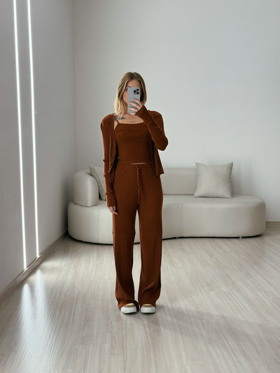 CONJUNTO EMÍLIA MODAL CARAMELO