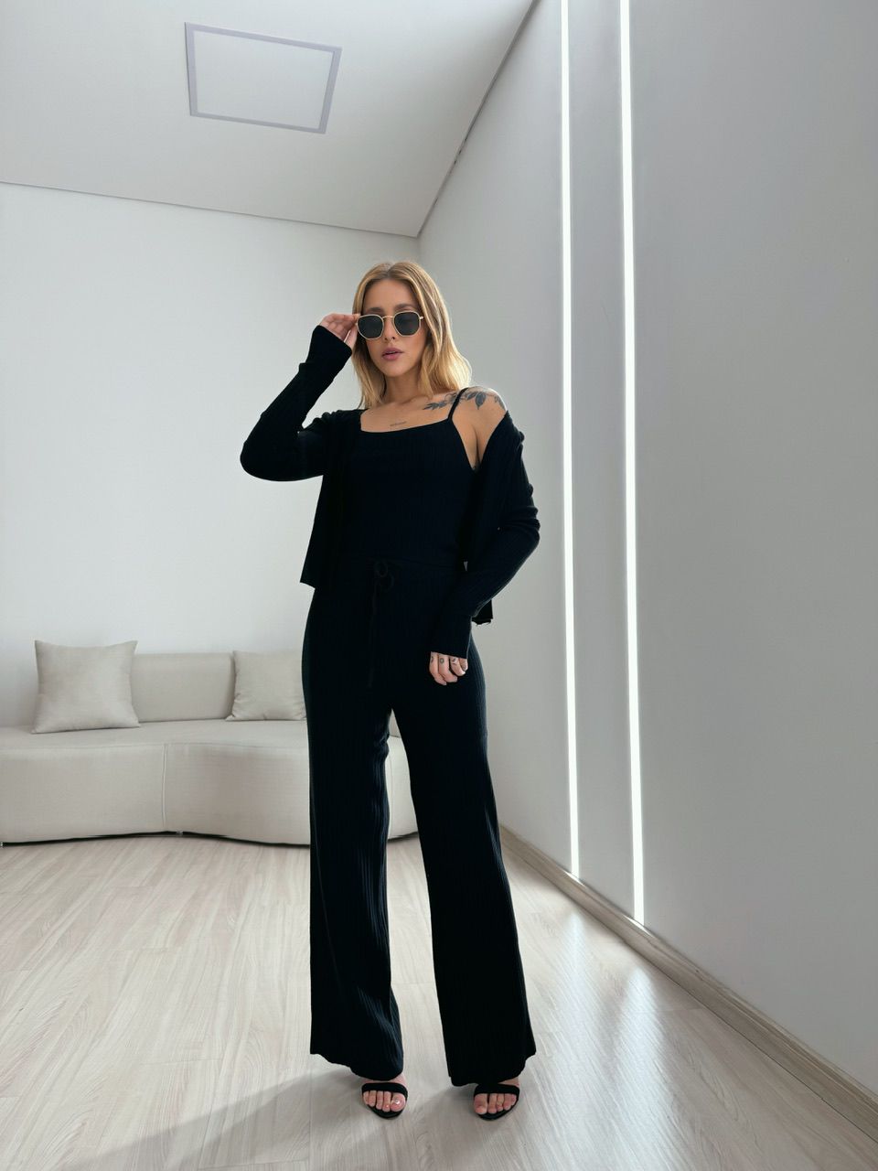 CONJUNTO EMÍLIA MODAL PRETO