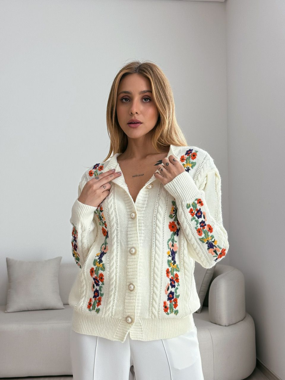 TRICOT DANIELE FLORAL OFF