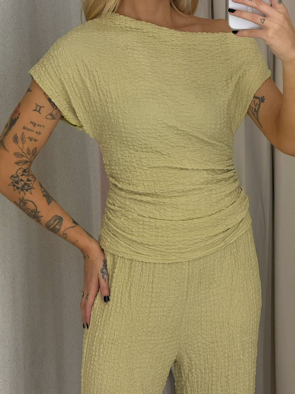 CONJUNTO MIRA CALÇA VERDE