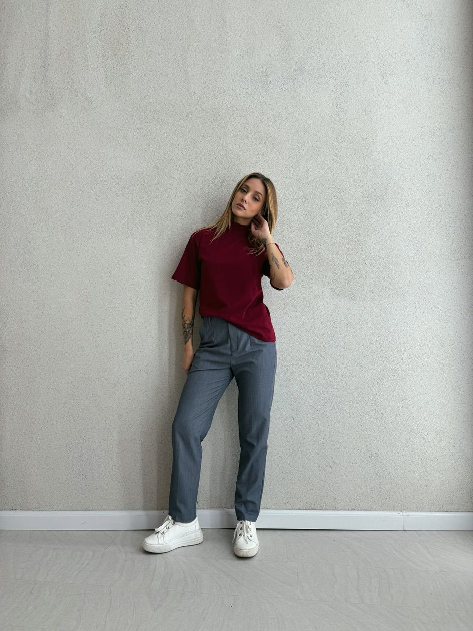 BLUSA GABRIELA BASIC CHERRY RED
