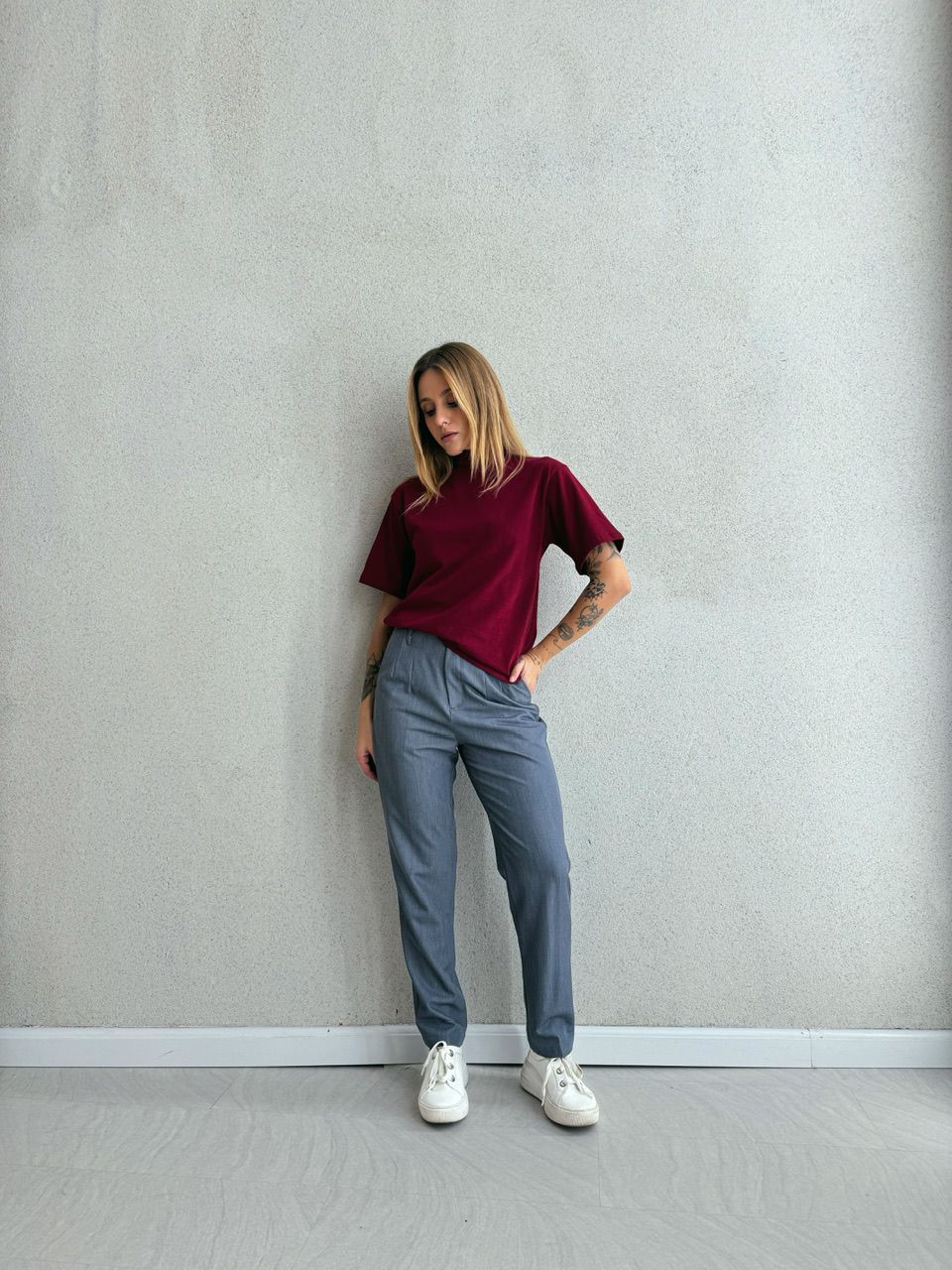 BLUSA GABRIELA BASIC CHERRY RED