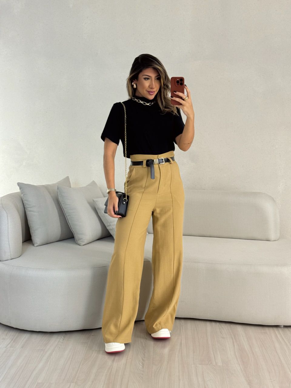 BLUSA GABRIELA BASIC PRETA