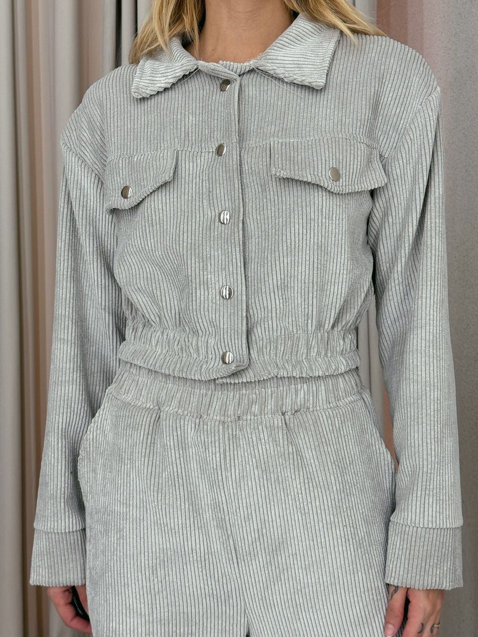 CONJUNTO CARGO COTELÊ CINZA CLARO