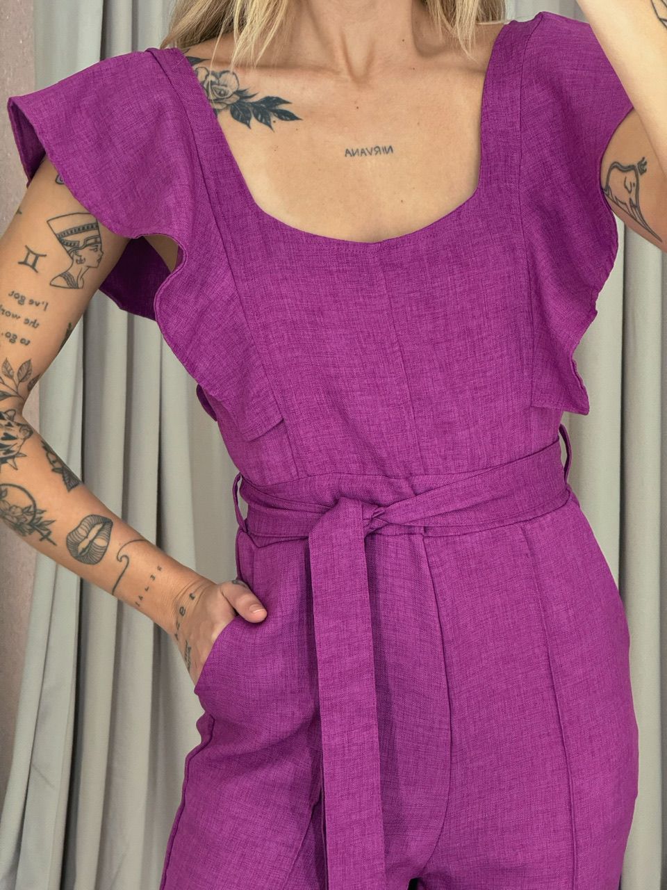 MACACÃO BEATRIZ LINHO FUCSIA