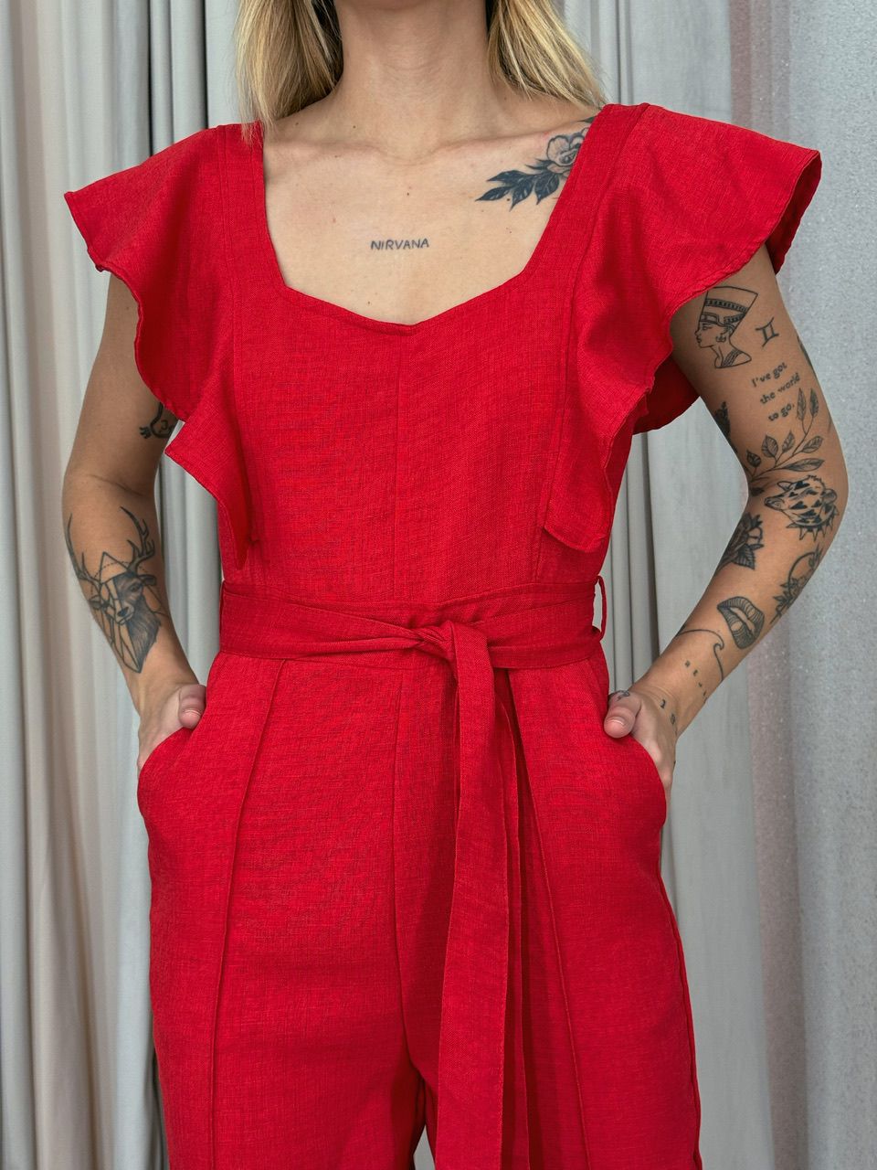 MACACÃO BEATRIZ LINHO VERMELHO