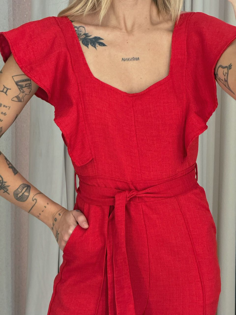 MACACÃO BEATRIZ LINHO VERMELHO