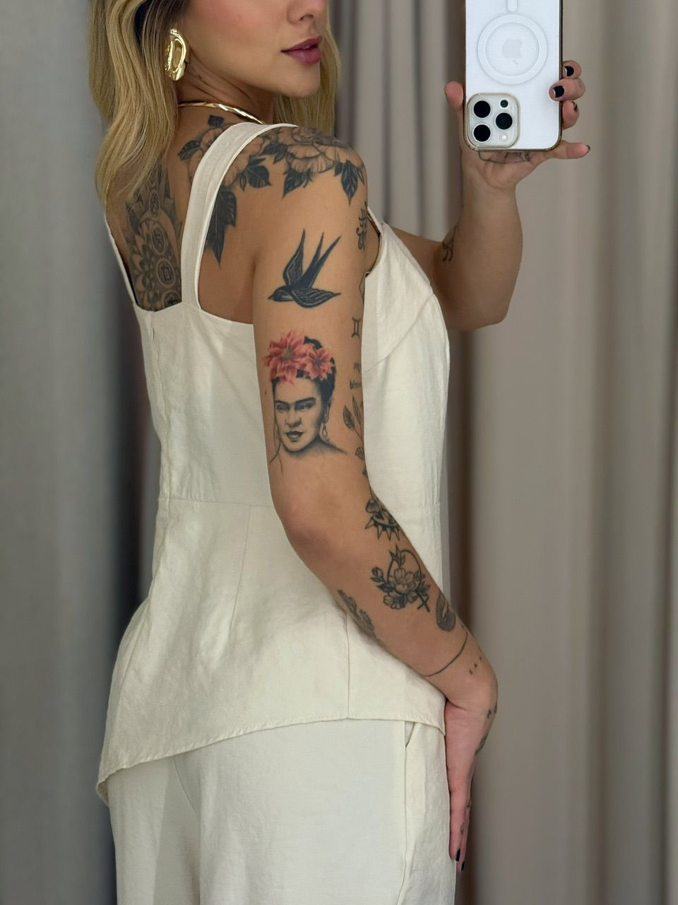 CONJUNTO CAILANY BLUSA ASSIMÉTRICA MARFIM