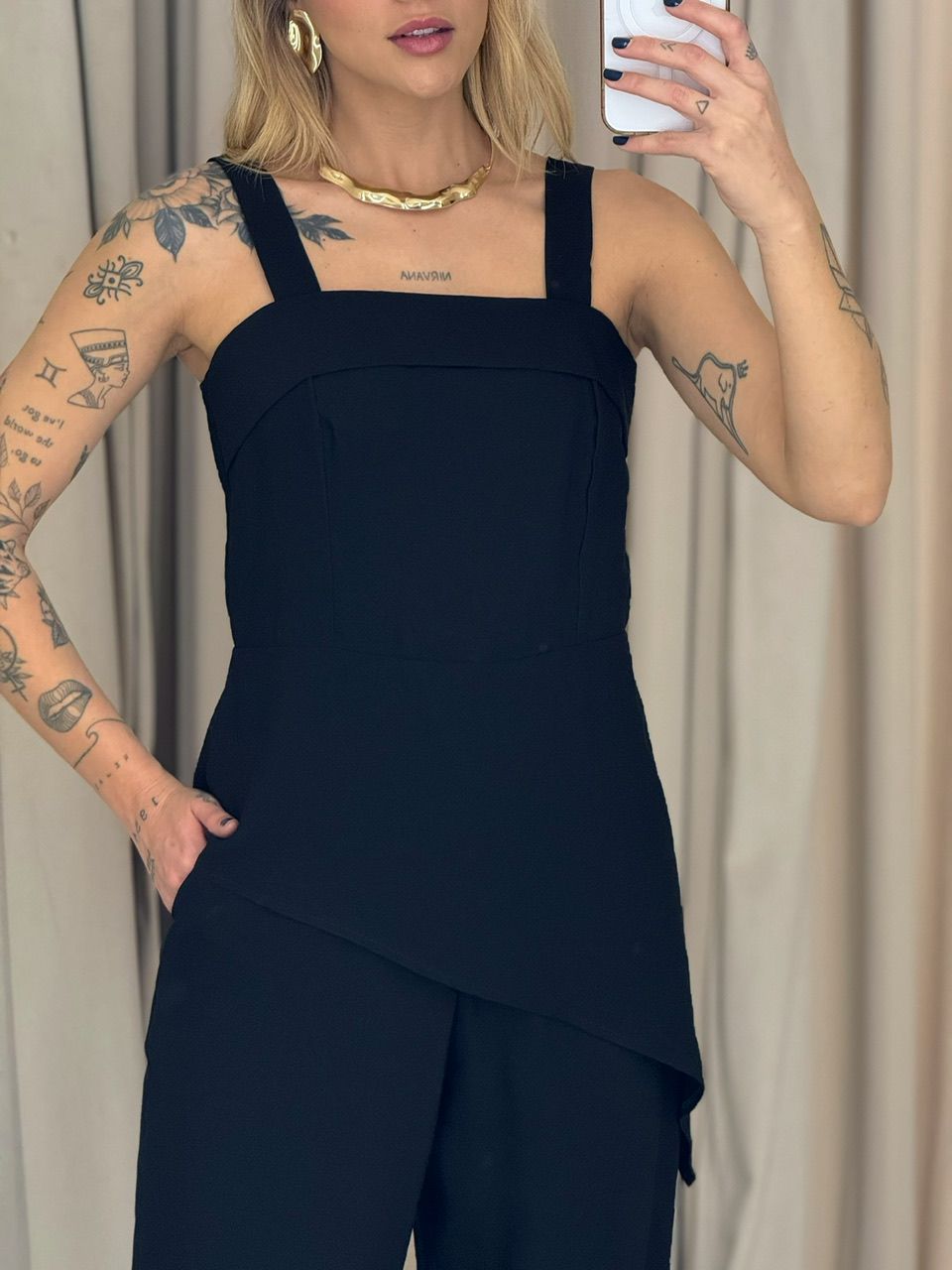 CONJUNTO CAILANY BLUSA ASSIMÉTRICA PRETO