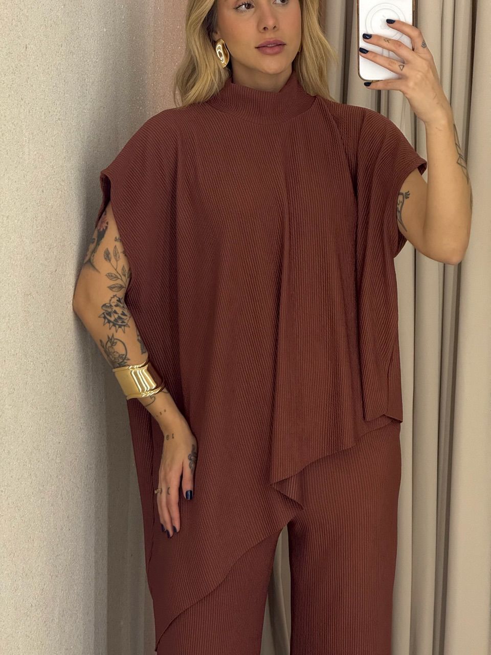 CONJUNTO MARIA JULIA BLUSA ASSIMÉTRICA MARROM