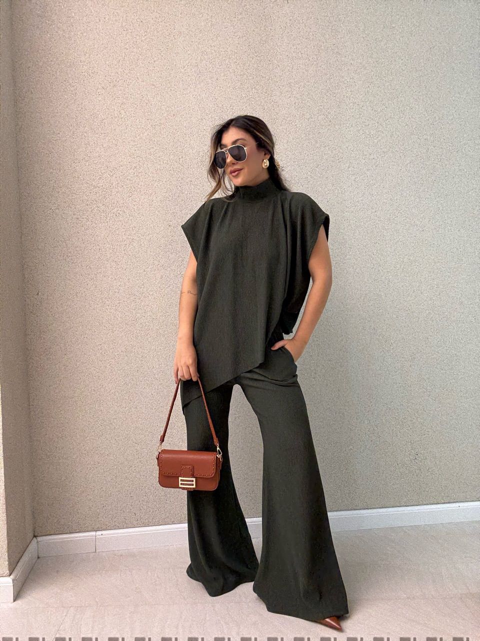 CONJUNTO MARIA JULIA BLUSA ASSIMÉTRICA VERDE