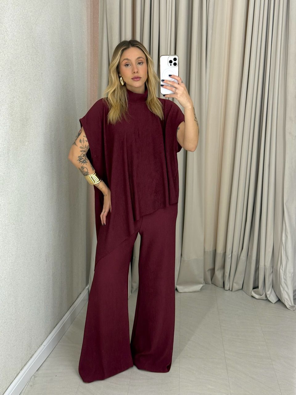 CONJUNTO MARIA JULIA BLUSA ASSIMÉTRICA VINHO
