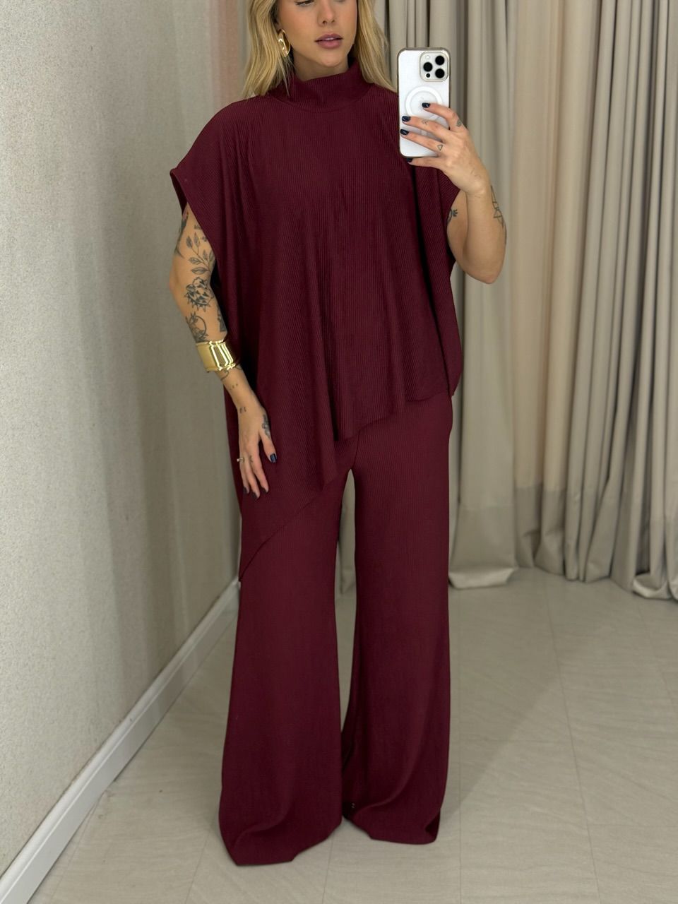 CONJUNTO MARIA JULIA BLUSA ASSIMÉTRICA VINHO