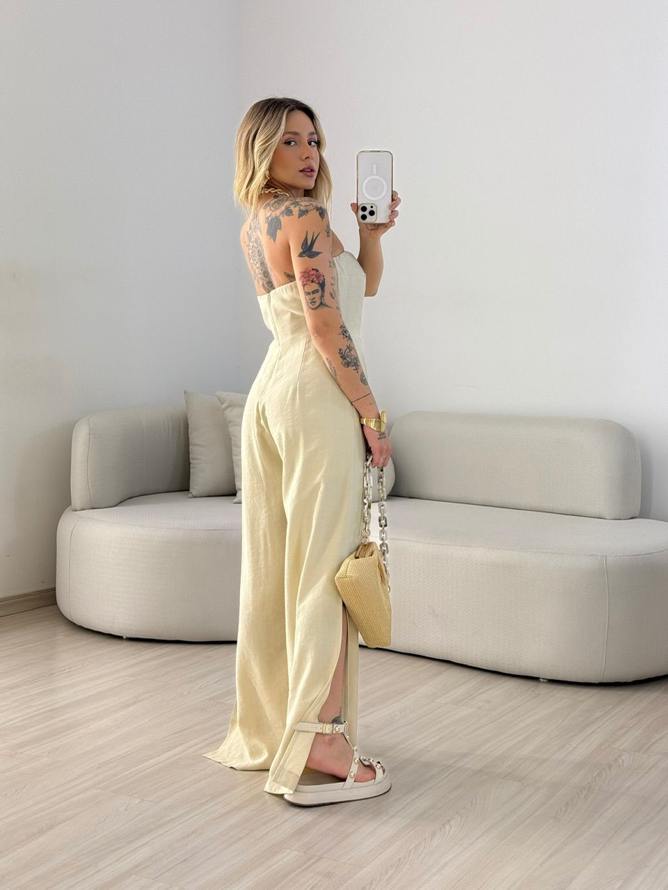 MACACÃO LEILA TOMARA QUE CAIA AREIA