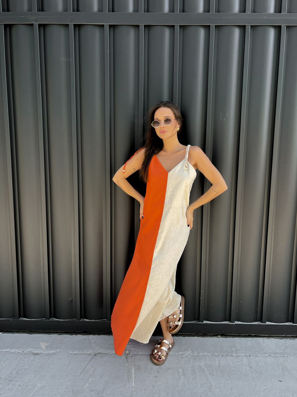 VESTIDO DUAS CORES ALCINHA PALHA/LARANJA