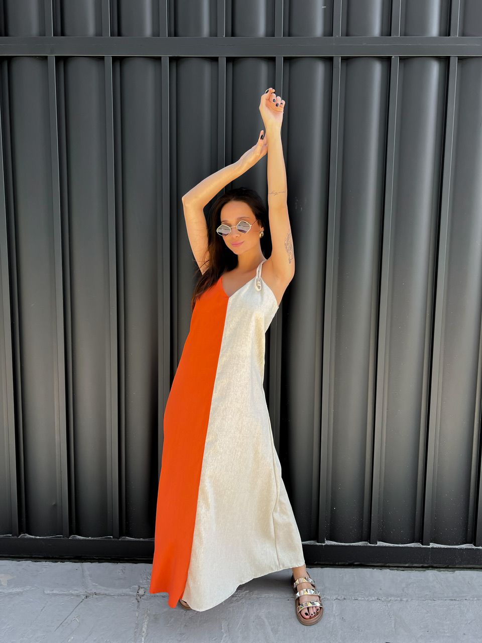 VESTIDO DUAS CORES ALCINHA PALHA/LARANJA