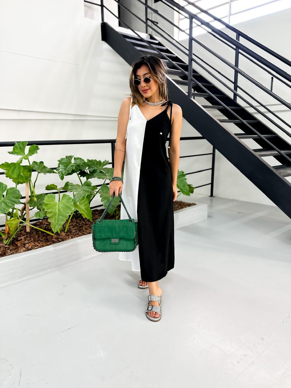 VESTIDO DUAS CORES ALCINHA PRETO/OFF