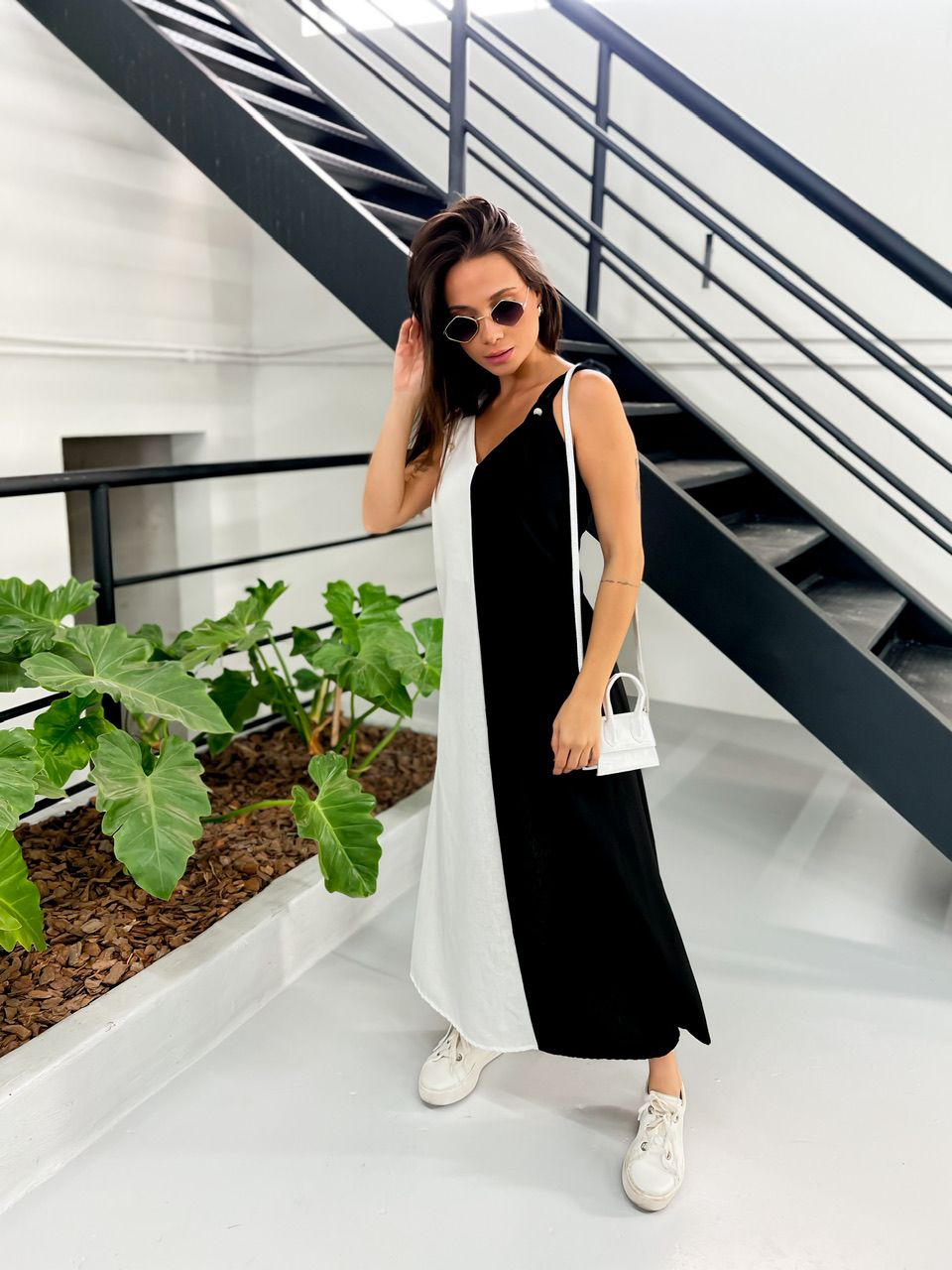 VESTIDO DUAS CORES ALCINHA PRETO/OFF