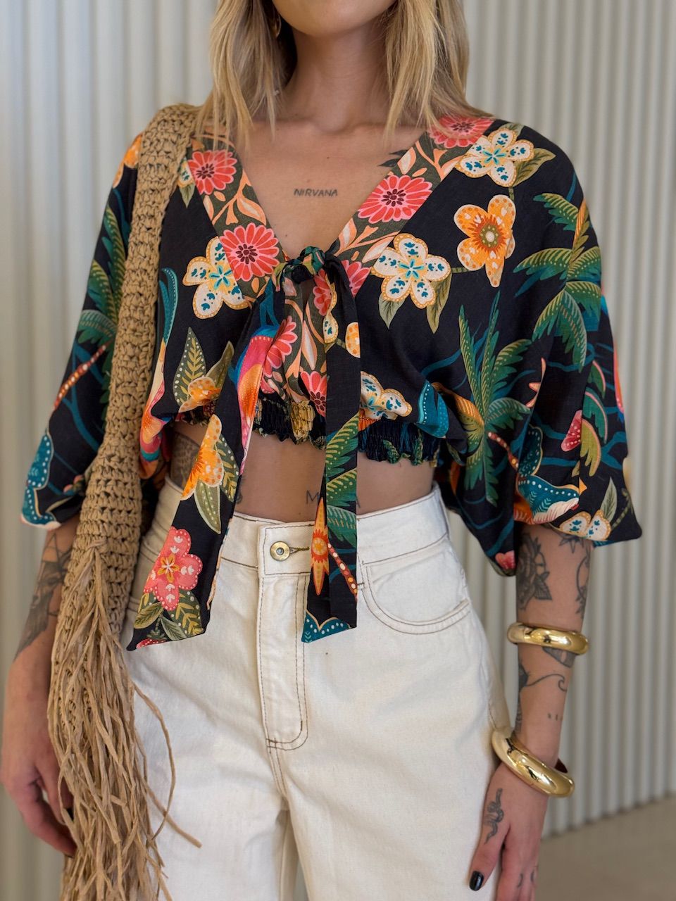 BLUSA STELA ESTAMPADA PRETA