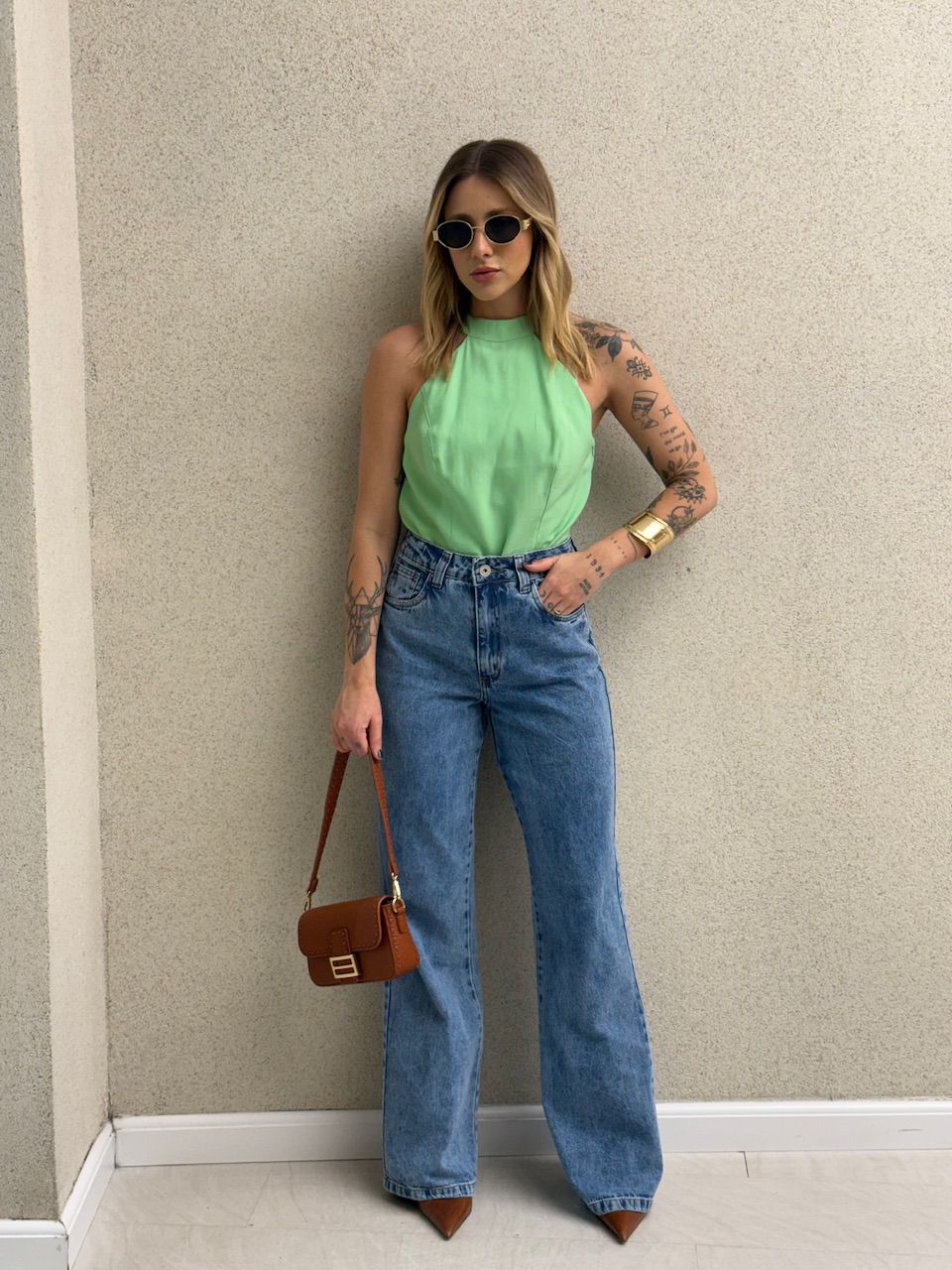 BLUSA LEONORA FRENTE ÚNICA VERDE