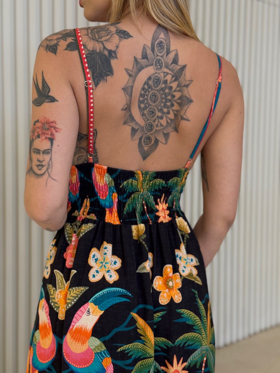 VESTIDO ZAYA ESTAMPADO PRETO