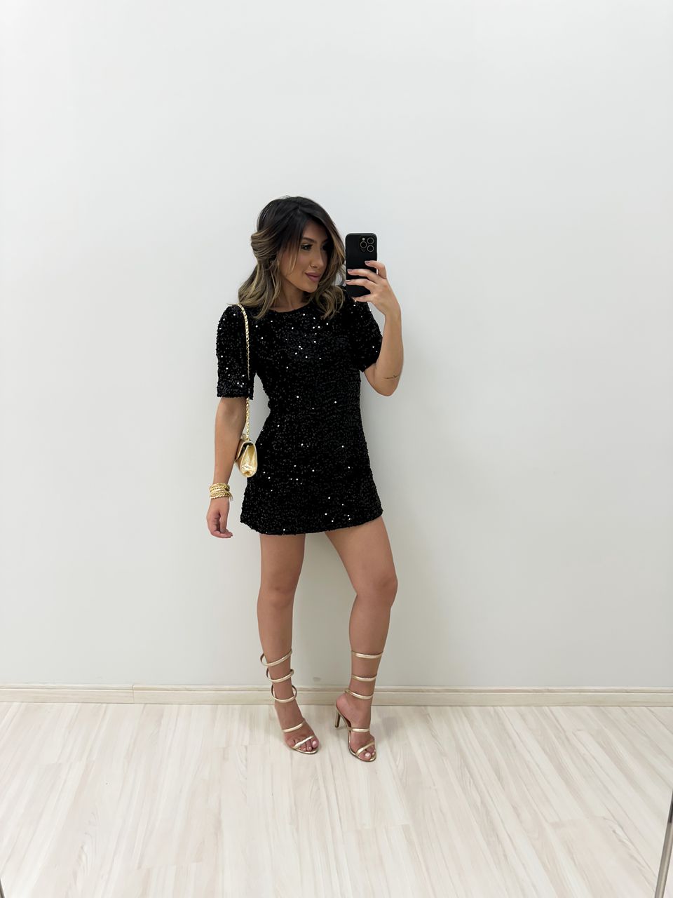 VESTIDO GIOVANA PAETÊ PRETO