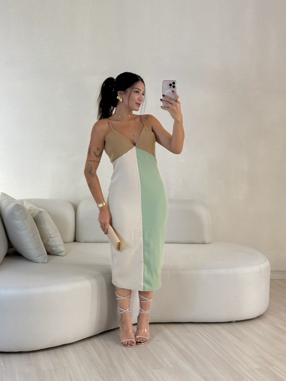 VESTIDO TACIANA ALÇA NUDE/VERDE - 0057270397 - CAROLLA FERRARO