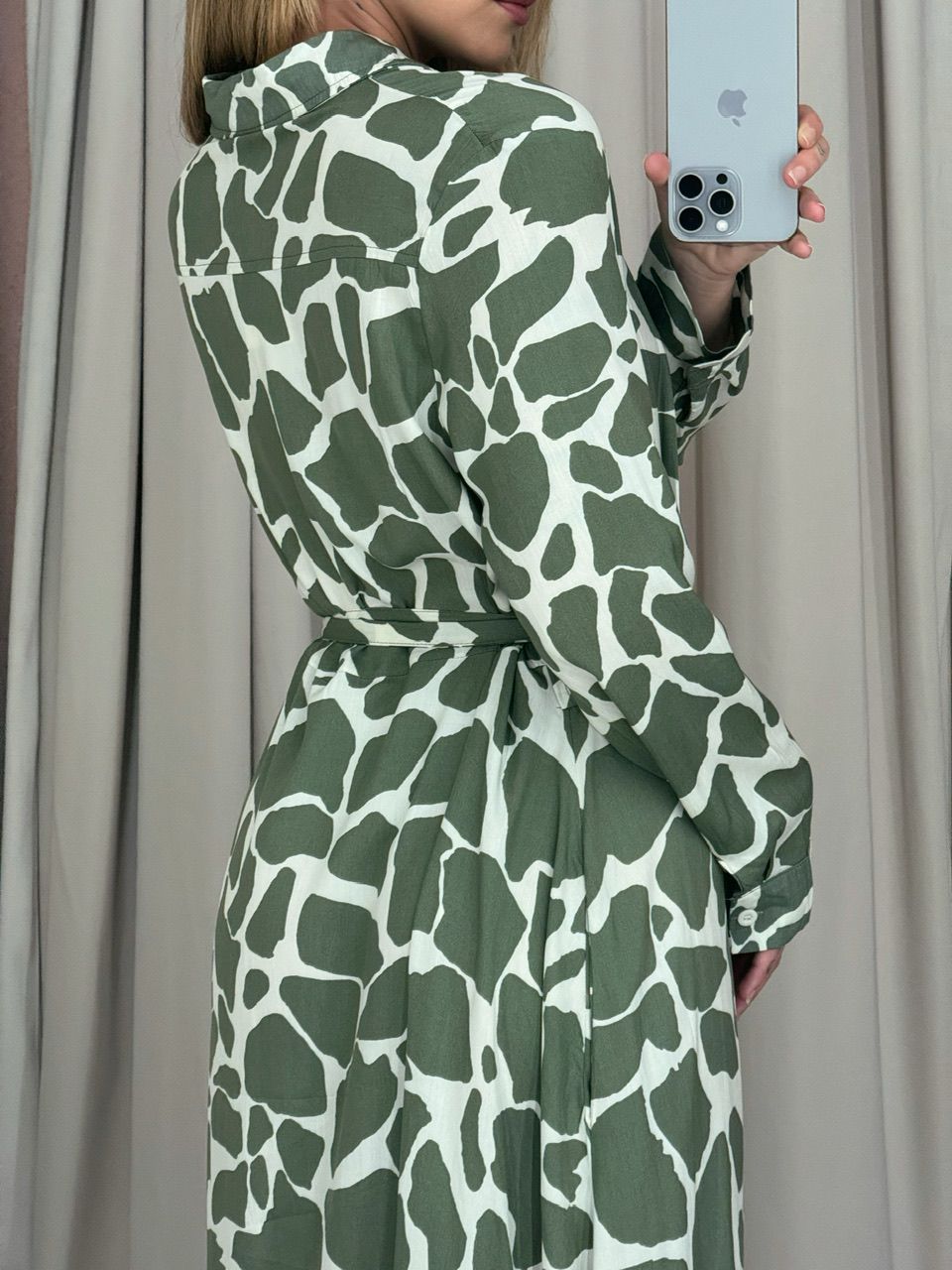 VESTIDO MARISA BOTÕES VERDE