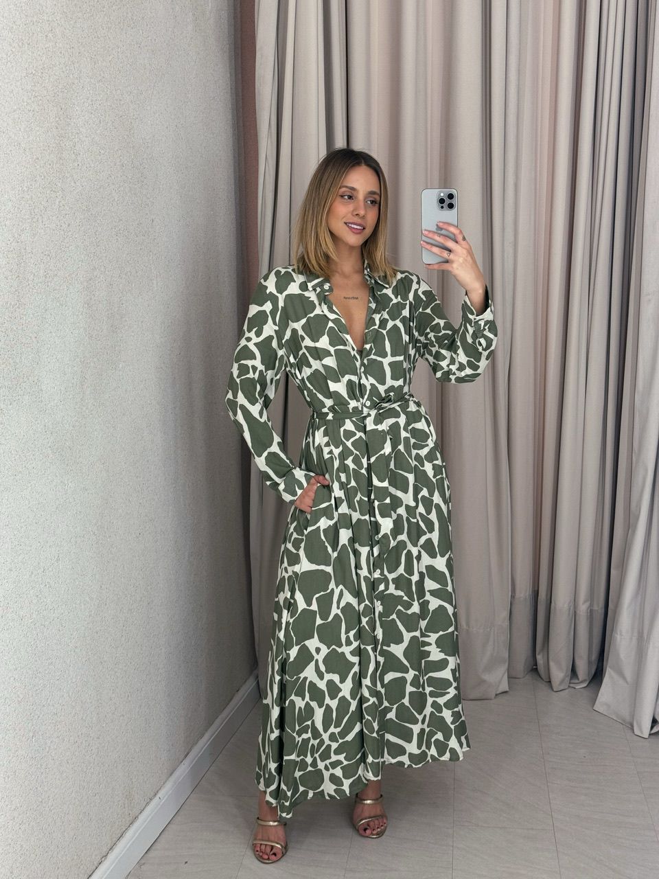 VESTIDO MARISA BOTÕES VERDE
